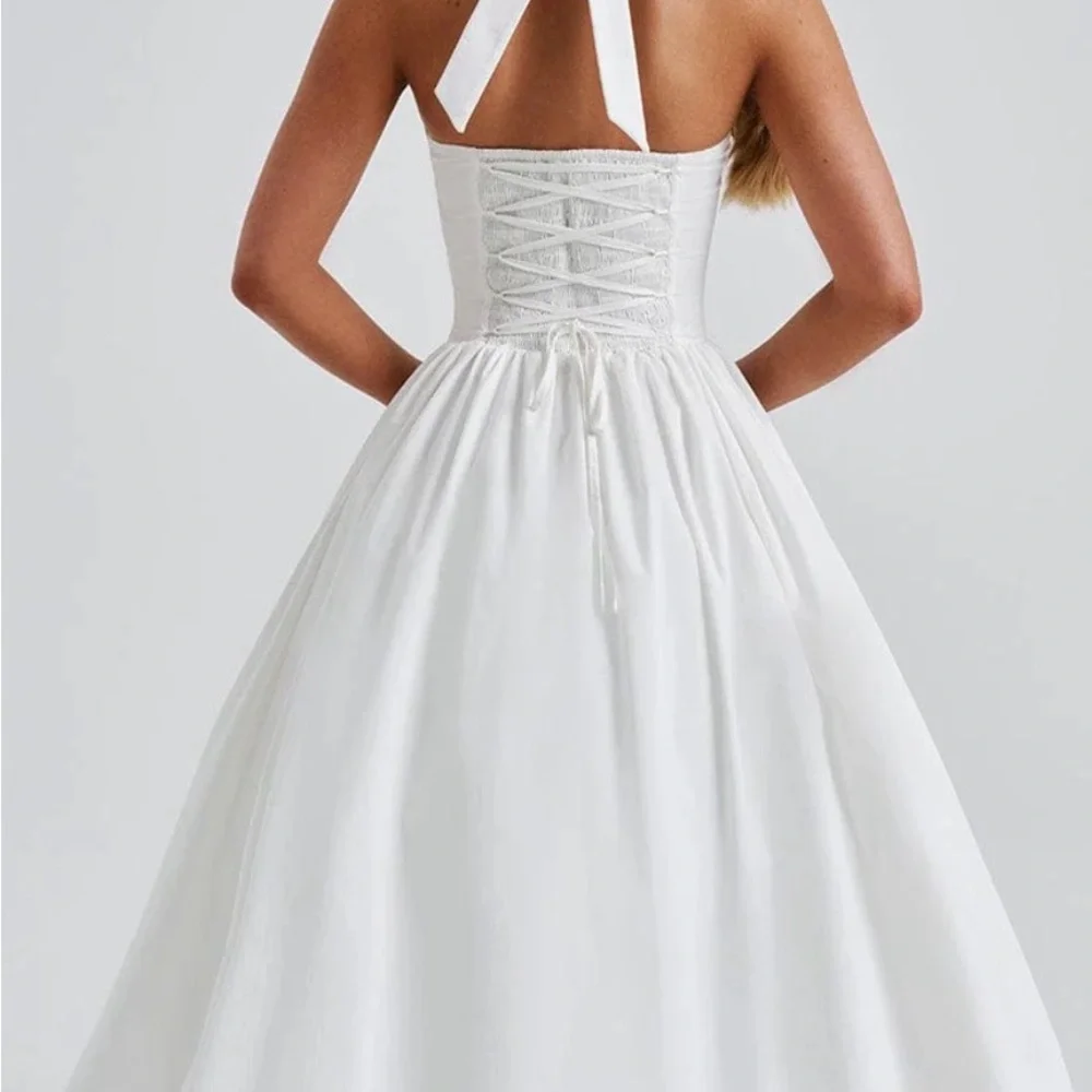 Chic Strapless White Dress - Picture 2 of 3